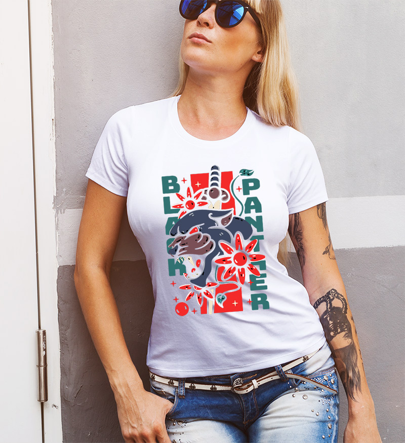 Γυναικείο μπλουζάκι με στάμπα/Black panther