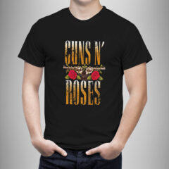 Μπλουζάκι με στάμπα/Guns n'Roses golden, μπλούζα κοντομάνικη,με τύπωμα συγκρότημα guns n roses,χρυσό,τριαντάφυλλα,μαύρο μπλουζάκι με στάμπα,μπλουζάκι κοντομάνικο,μπλουζάκι με σχέδιο,t-shirt με σχέδιο,ανδρικό t-shirt,βαμβακερό μπλουζάκι.