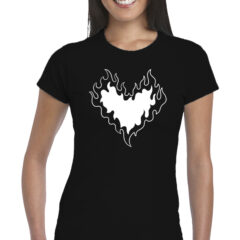 Γυναικείο μπλουζάκι με στάμπα/Flaming heart, flaming heart t-shirt,for women,with grunge print,black and white. μπλουζάκι με τύπωμα,καρδιά,μάυρο,ρόκ,αλτέρνατιβ.