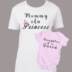 Σετ μαμά κόρη/Princess-Queen, mother/daughter matching outfits,digital print,lettering,calligraphy. μπλουζάκι και φορμάκι,για μαμά-κόρη.