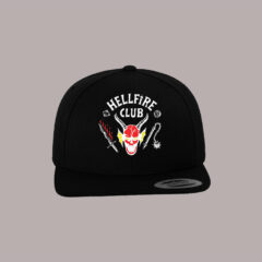Καπέλο με σχέδιο/Hellfire club,καπέλο με εκτύπωση,καπέλο με σχέδιο,μάυρο καπέλο,snapback hat,straight,cup,hat,black hat,printed hat,stranger things,movies,tv,hellfire club.